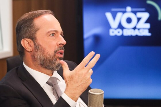 min alexandre silveira.jpeg