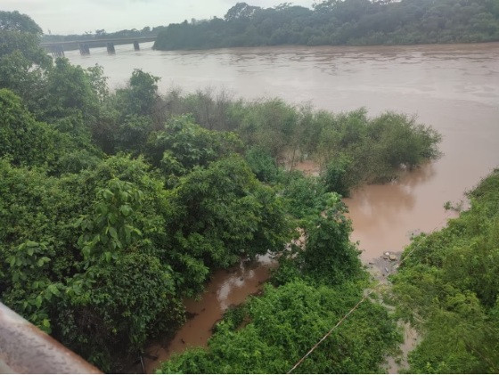 rio cuiaba cheio.jpg