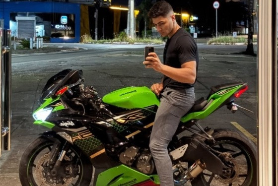 Luiz Henrique teria sido atingido por um carro enquanto trafegava na Miguel Sutil