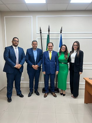 Diogo Pécora (novo presidente da FMF), Antônio Alexandre (chefe de gab do Deputado Chico Guarnieri, Deputado Chico Guarnieri e assessoras.