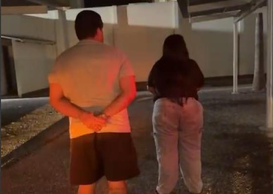 casal do rj dando golpe em idoso.jpg